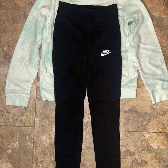 Girls Nike Sweater With Leggings In Size L - Picture 7 of 8